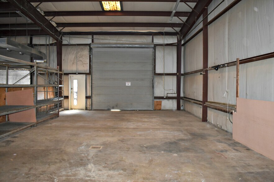 More Photos Of 11275 Edge Hill Rd, Newburg Service For Sale