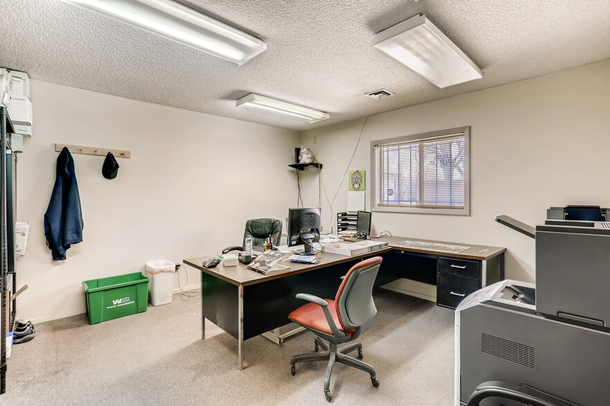 More Photos Of 778 Baseline Rd, Lafayette Warehouse For Lease