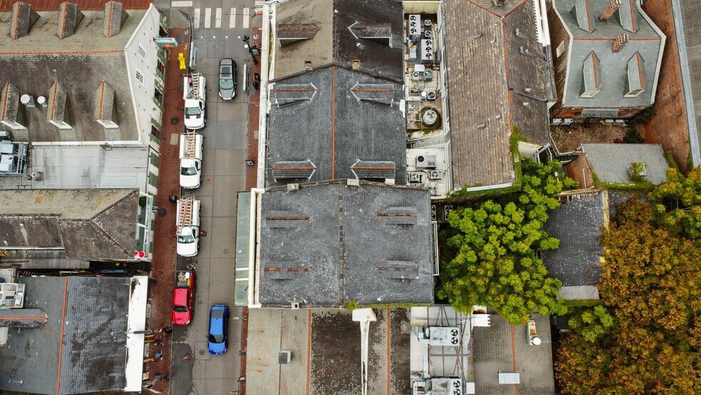More Photos Of 609 Bourbon St, New Orleans General Retail For Lease
