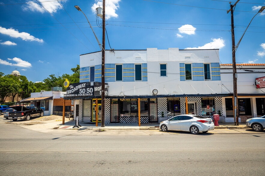 More Photos Of 5050 Broadway, Alamo Heights Restaurant For Sale