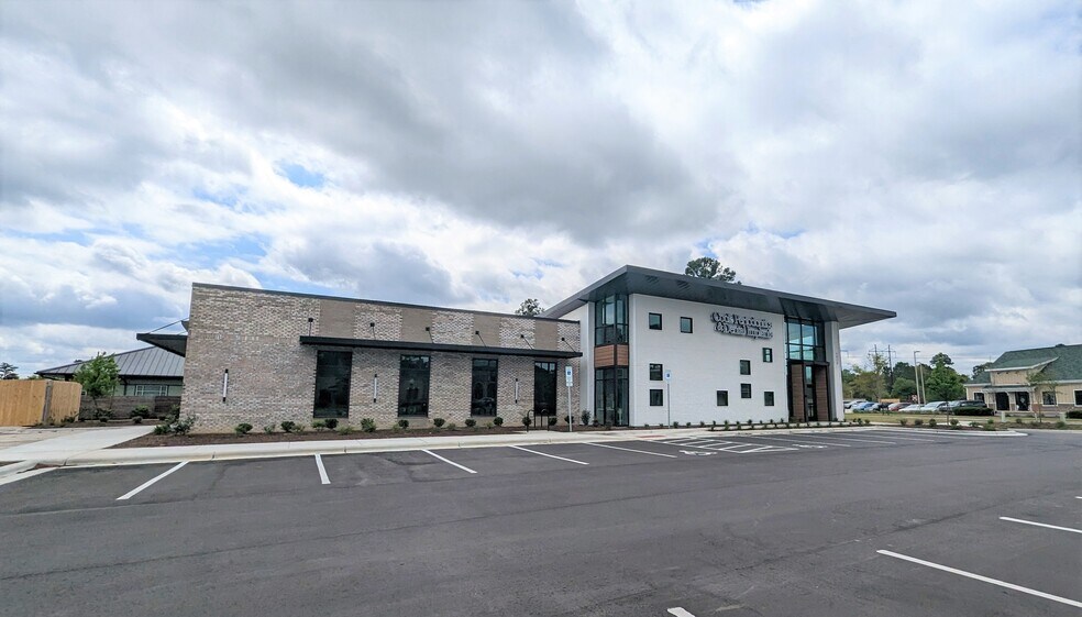 More Photos Of 1217 Magnolia Village Way, Leland Office For Lease