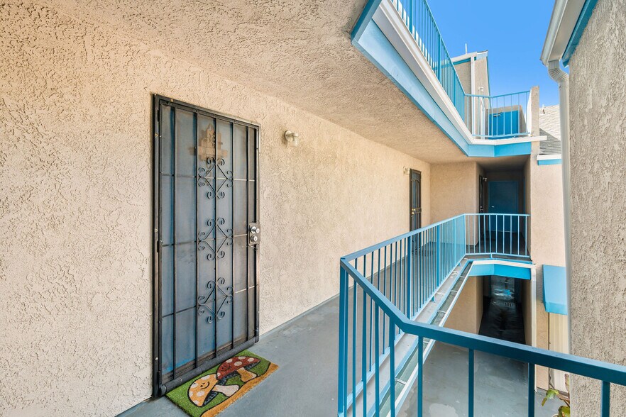 More Photos Of 1225 Bennett Ave, Long Beach Apartments For Sale