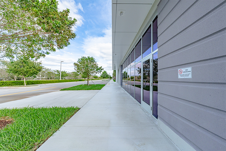 More Photos Of 12000 NW 39 St, Coral Springs Unknown For Lease