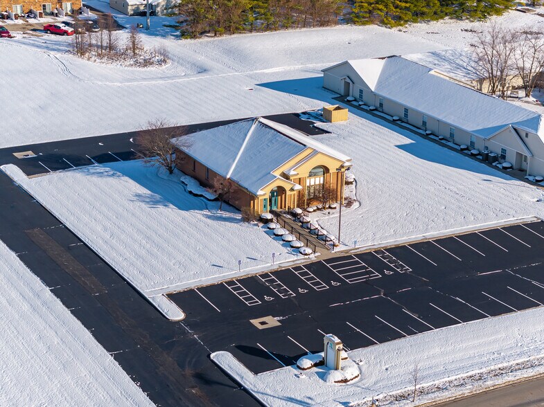 More Photos Of 1752 W High St, Piqua Medical For Sale