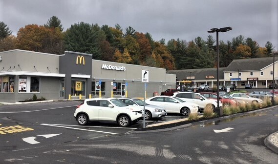 More Photos Of 208 College Hwy, Southwick Freestanding For Lease