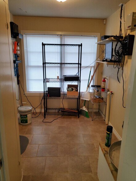 More Photos Of 5605 George Bush Dr, Katy Medical For Lease