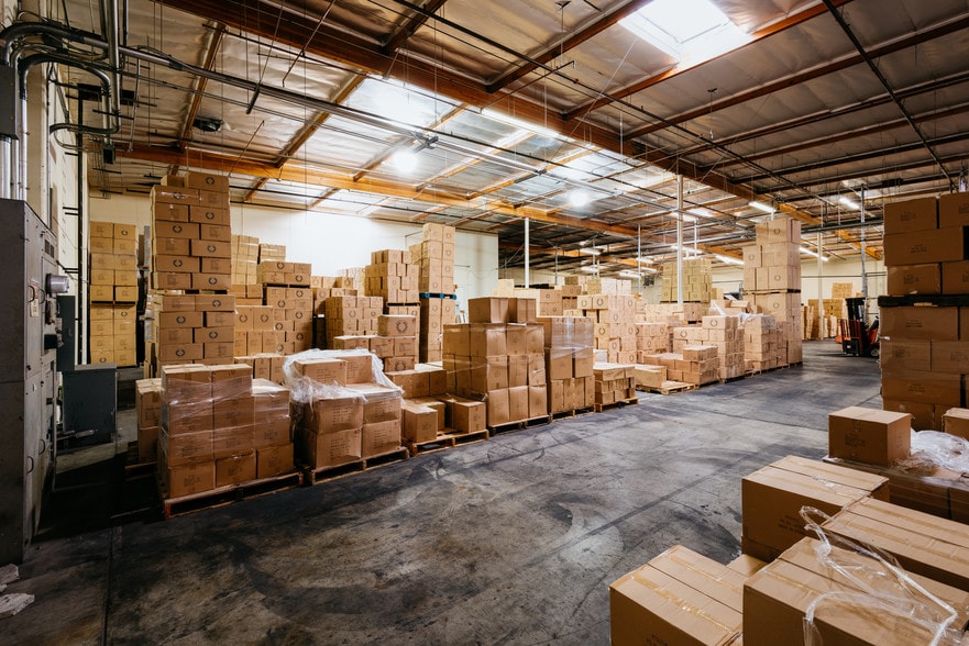 More Photos Of 725 Via Alondra, Camarillo Warehouse For Lease