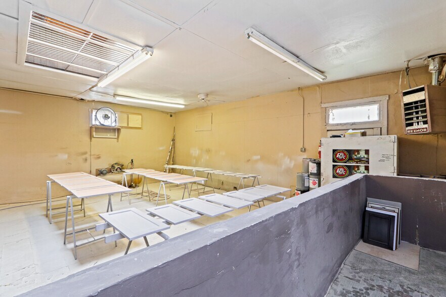 More Photos Of 10108 Socorro Dr, El Paso General Retail For Sale