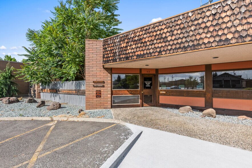 More Photos Of 411-413 N 2nd St, Yakima Office For Sale