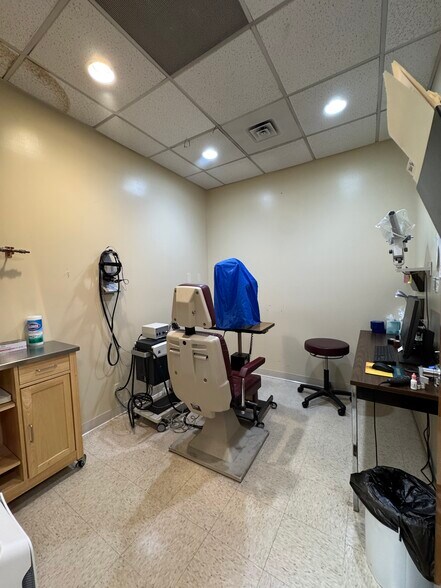 More Photos Of 1500 Tilton Rd, Northfield Medical For Sale
