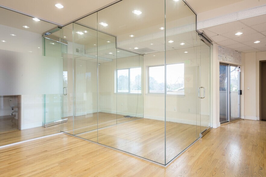 More Photos Of 2051 El Camino Real, Palo Alto Office Residential For Sale