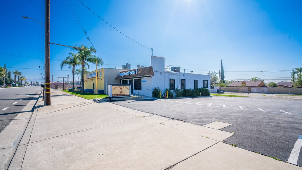 More Photos Of 16379 Foothill Blvd, Fontana Loft Creative Space For Sale