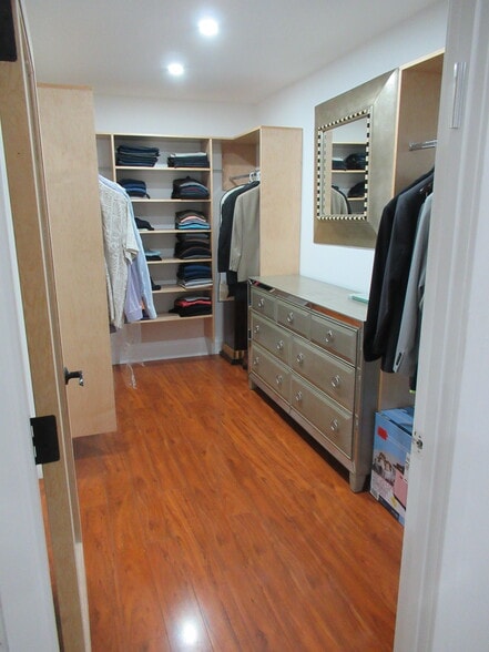 More Photos Of 1820 E Rosecrans Ave, Compton Storefront For Sale