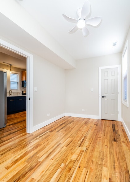 More Photos Of 6129 N Ravenswood Ave, Chicago Multifamily For Sale