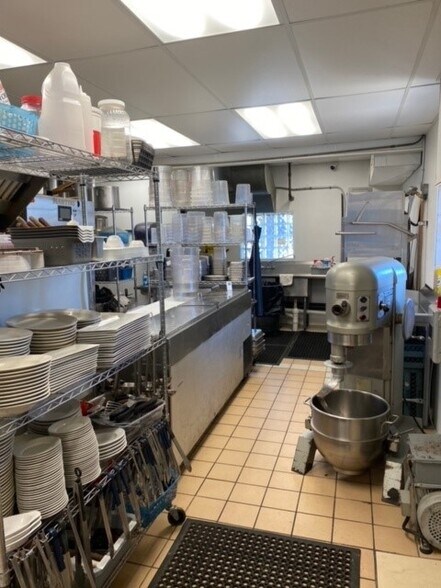 More Photos Of 10980 Dunnigan Rd, Emmett Restaurant For Sale