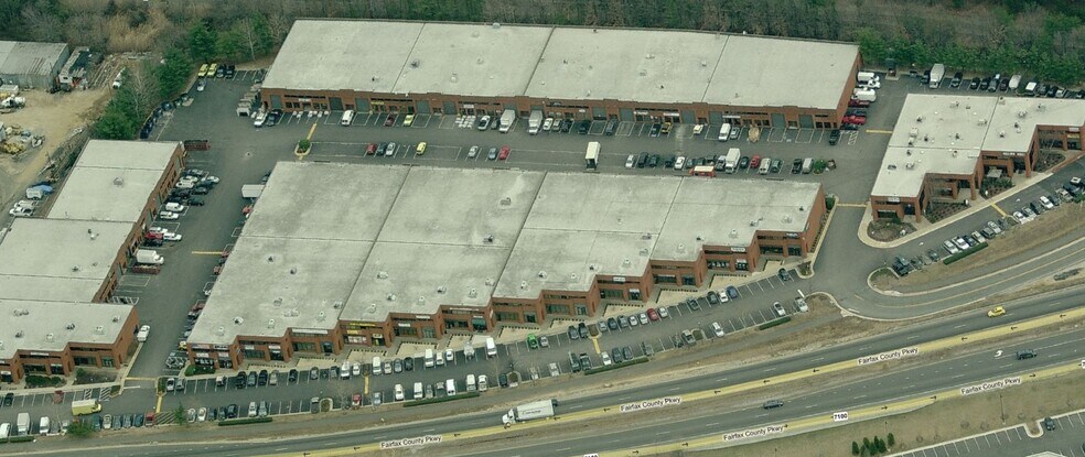 More Photos Of 8241 Backlick Rd, Lorton Unknown For Lease