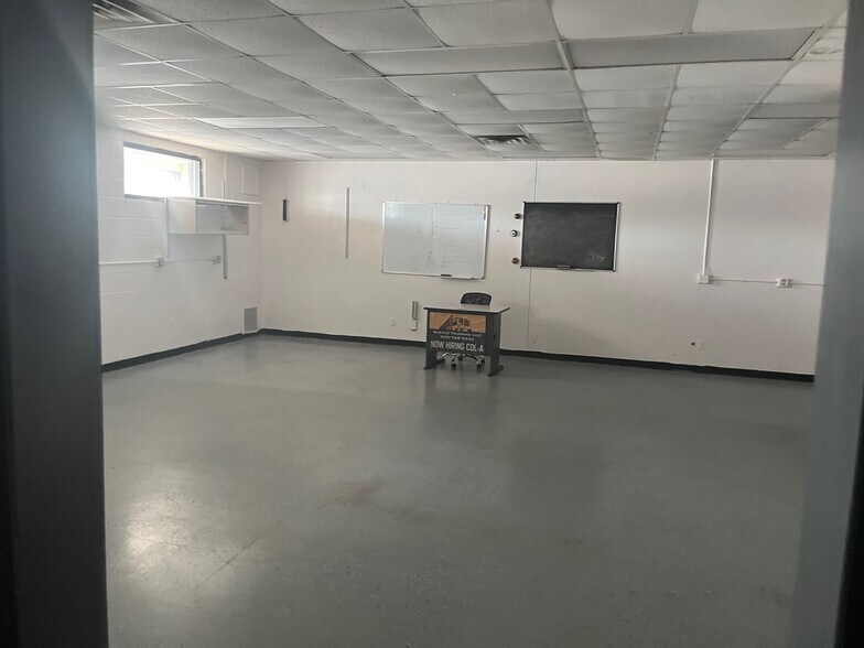 More Photos Of 715-719 SE 59th St, Oklahoma City Office For Lease