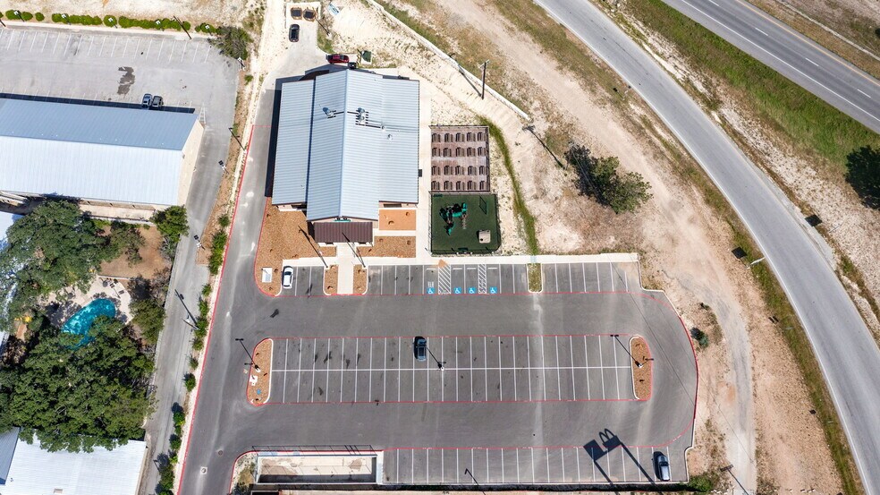 More Photos Of 2132 Sidney Baker St, Kerrville Land For Sale