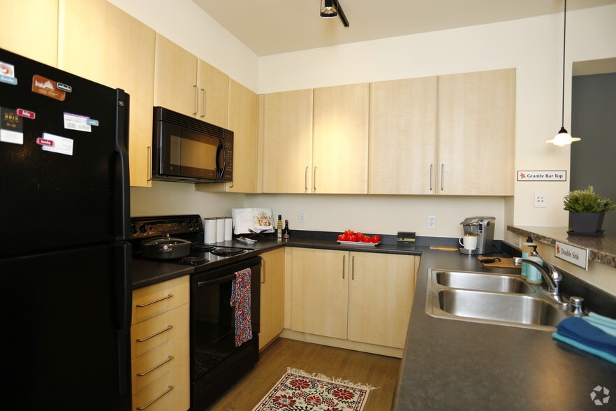 More Photos Of 11718 97th Ln NE, Kirkland Unknown For Sale