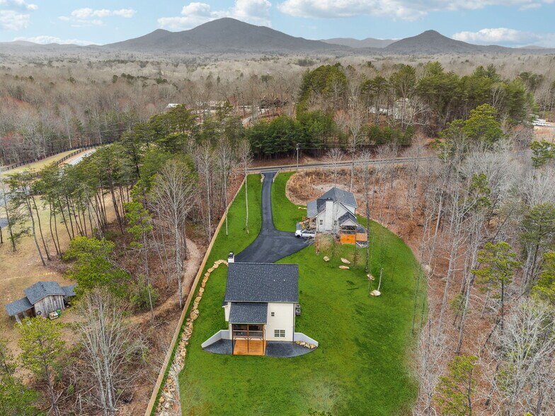 More Photos Of 1300 Preacher Campbell Rd, Clarkesville Multifamily For Sale