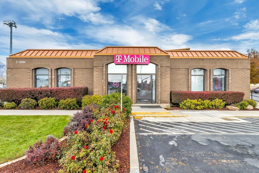 More Photos Of 1587-1599 S State St, Orem Freestanding For Lease