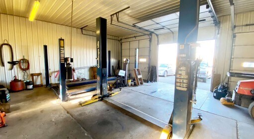 More Photos Of 7500 Carlisle Pike, York Springs Auto Repair For Lease