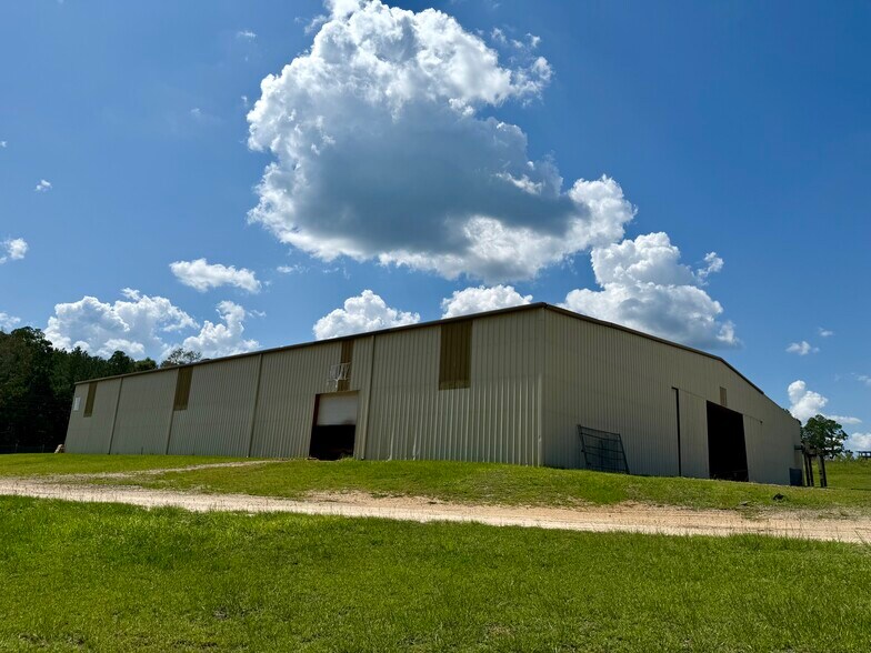 Primary Photo Of 500 Industrial Park dr, Brewton Warehouse For Sale