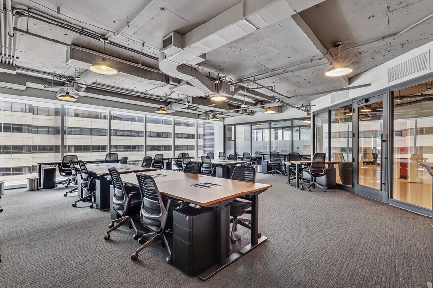 More Photos Of 900 19th St NW, Washington Coworking Space