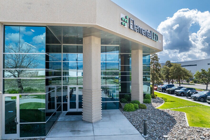 More Photos Of 885 Trademark Dr, Reno Office Residential For Lease