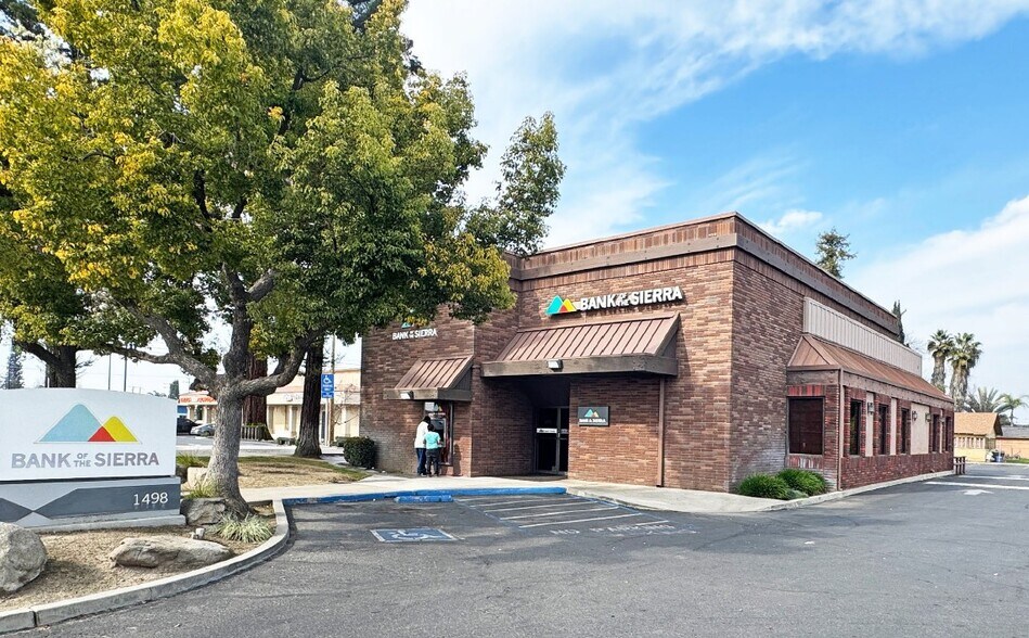 Primary Photo Of 1498 W Olive Ave, Porterville Bank For Sale