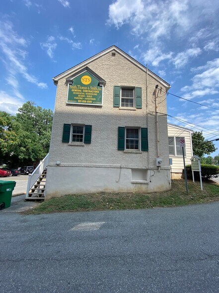 More Photos Of 4713 Maple Ave, Bethesda Office For Sale