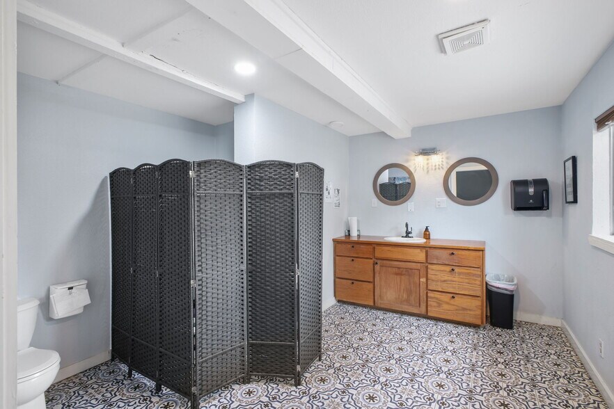 More Photos Of 319 Los Indios Ranch Rd, Boerne Specialty For Sale