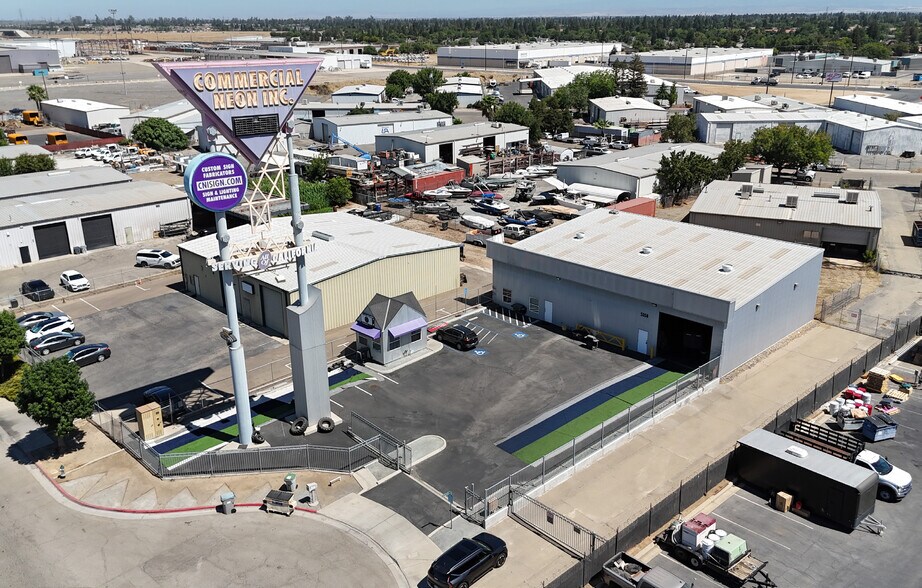 More Photos Of 5358 N Barcus Ave, Fresno Warehouse For Lease