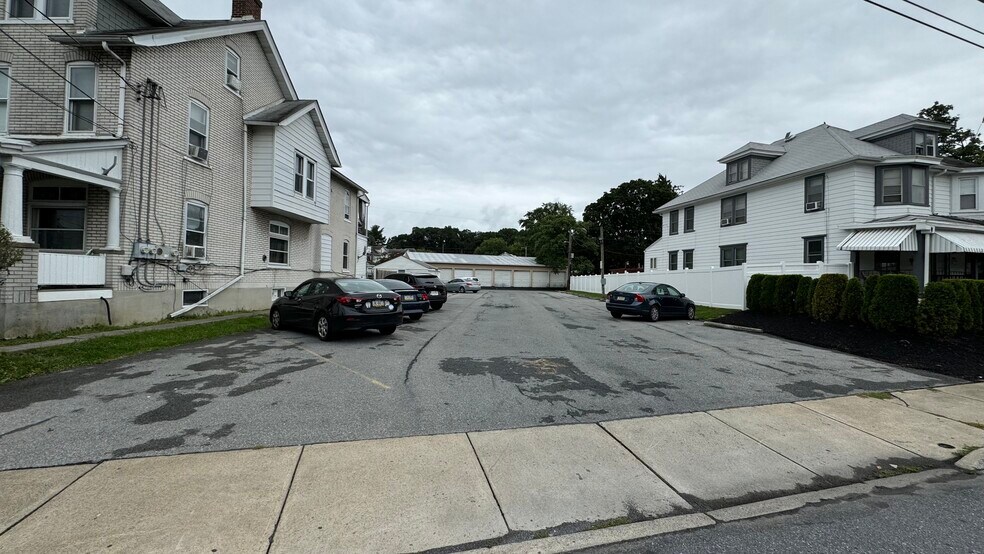 More Photos Of 1824-1826 Hanover Ave, Allentown Restaurant For Sale