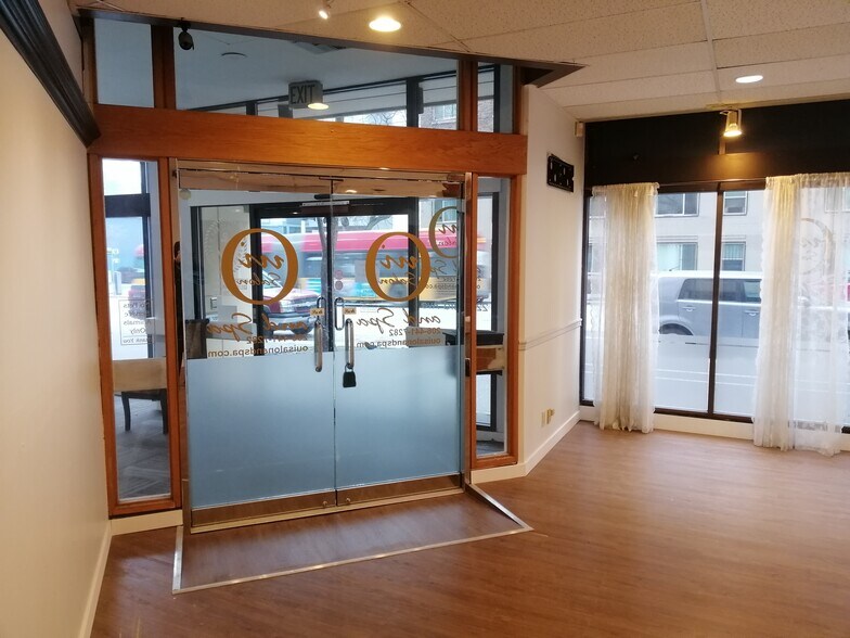 More Photos Of 2211 3rd Ave, Seattle Apartments For Lease