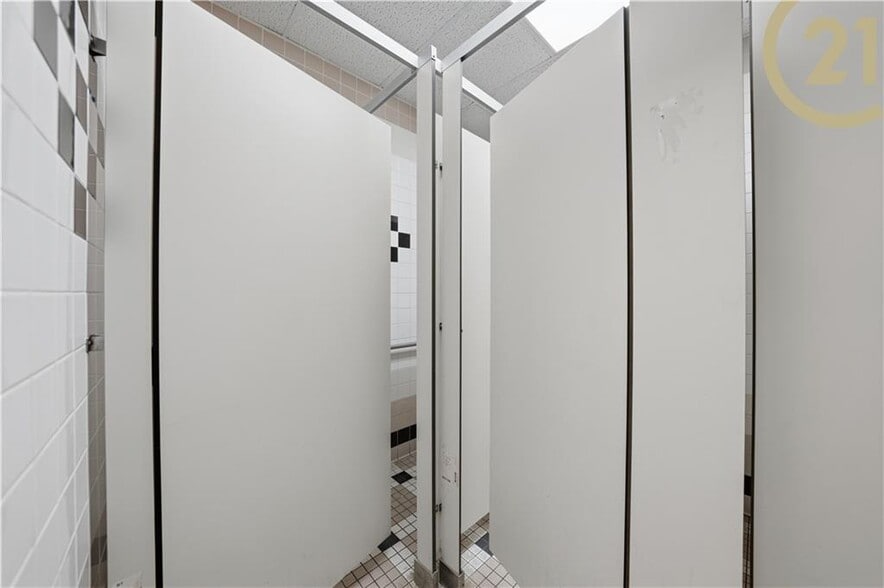 More Photos Of 1502 Avenue N, Brooklyn Religious Facility For Sale