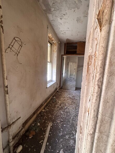 More Photos Of 238 N 53rd St, Philadelphia Funeral Home For Sale