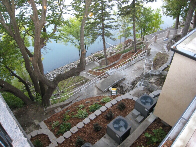 More Photos Of 621 1st Ave S, Buffalo Specialty For Sale