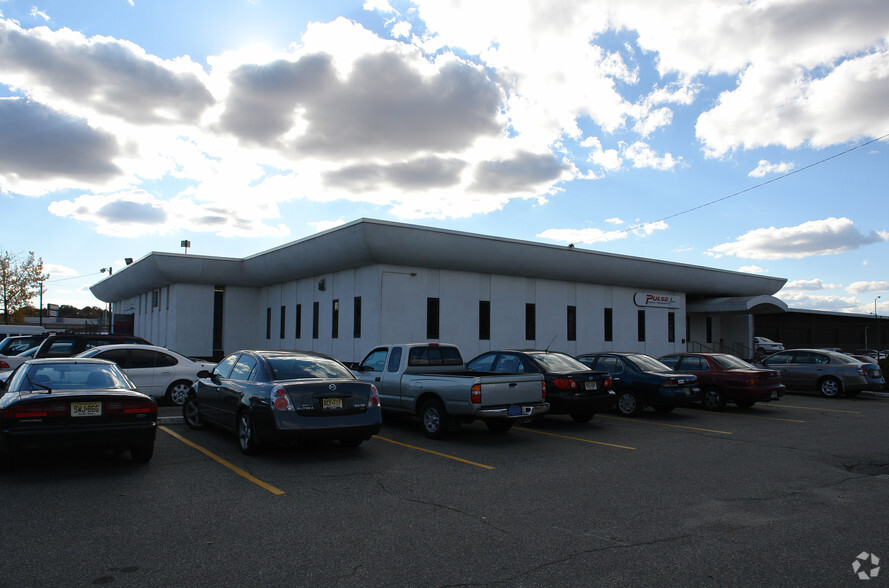 Primary Photo Of 24 Andrews Dr, Woodland Park Industrial For Sale