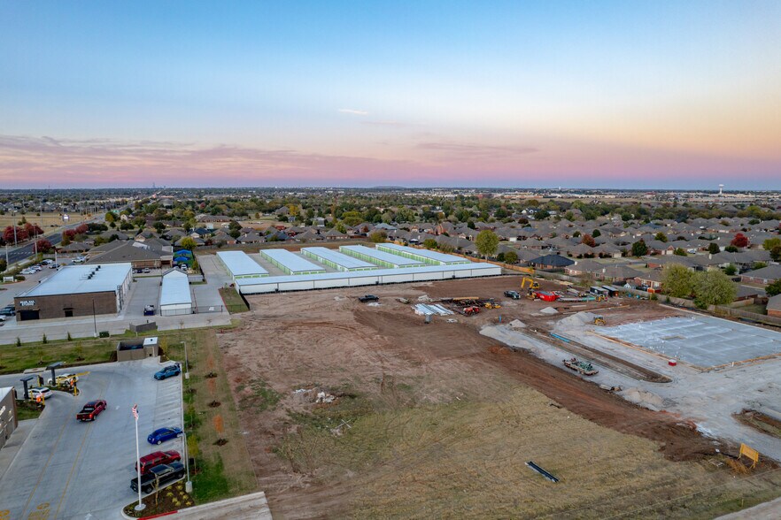 More Photos Of 1791 SW 34th St, Moore Land For Lease