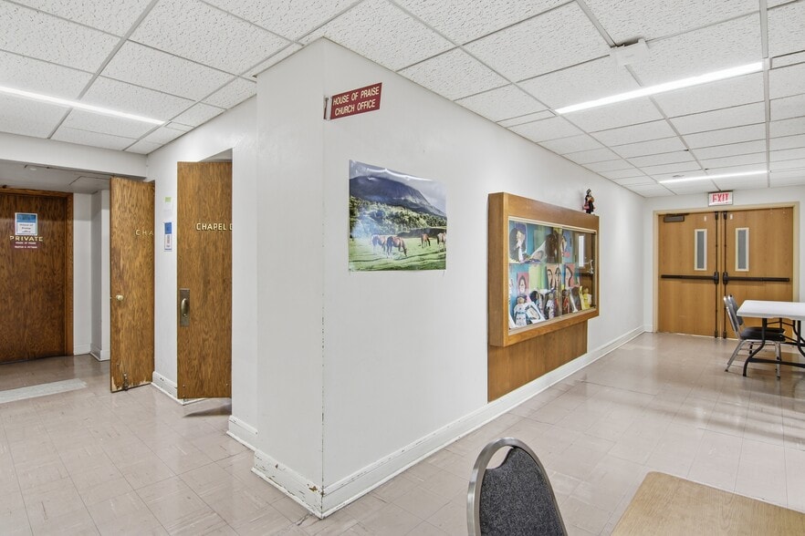 More Photos Of 1115 Greenbrier St, Saint Paul Religious Facility For Sale