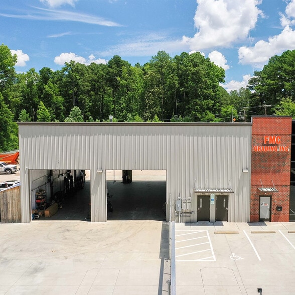 More Photos Of 608 S Hoover Rd, Durham Flex For Lease