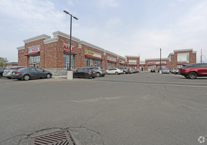 Primary Photo Of 955-965 Bovaird Dr W, Brampton Freestanding For Sale