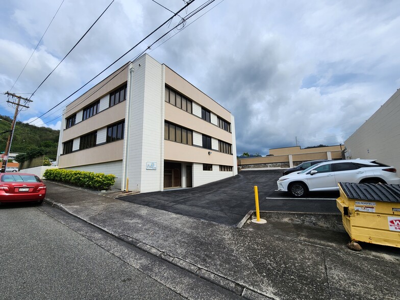 More Photos Of , Honolulu Office For Sale
