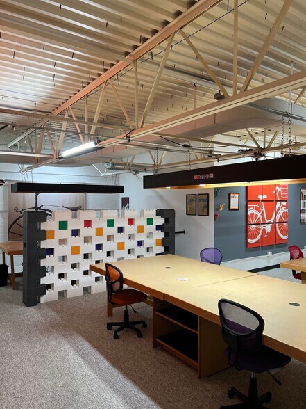 More Photos Of 360 E Maple Rd, Troy Light Distribution For Lease