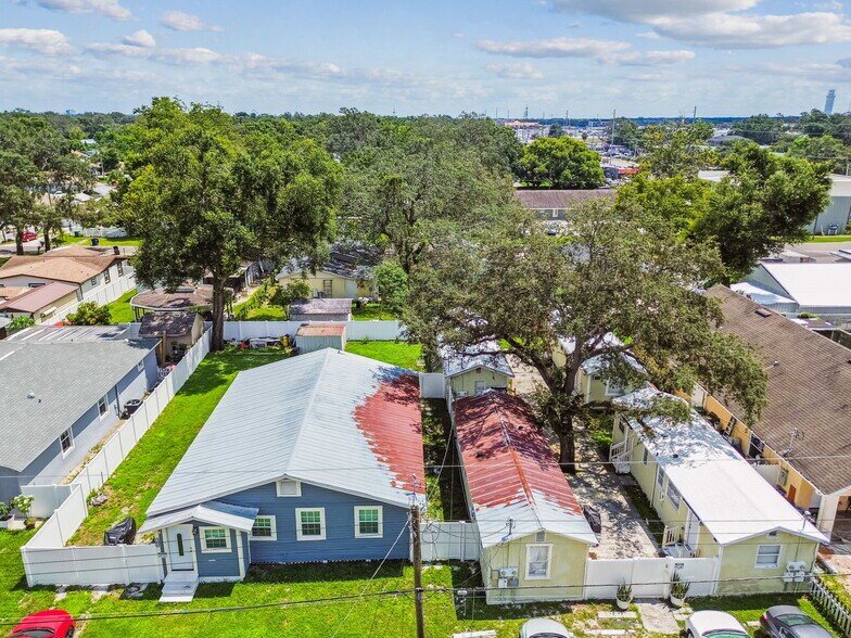 More Photos Of 8413 N Hamner Ave, Tampa Apartments For Sale