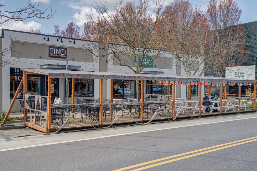 More Photos Of 8221-8237 N Denver Ave, Portland Storefront For Lease
