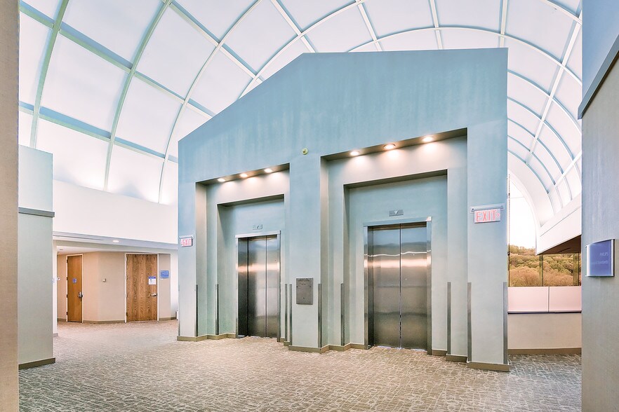 More Photos Of 465 Columbus Ave, Valhalla Medical For Lease