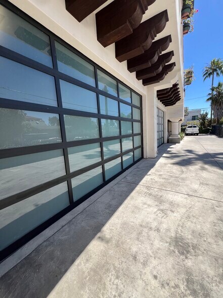 More Photos Of 810 Bond Ave, Santa Barbara Apartments For Lease