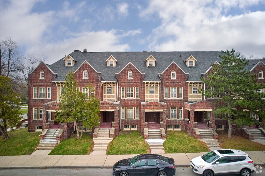 More Photos Of 1228 Lake Ave, Rochester Apartments For Sale